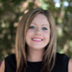 Meet your Posher, Hollie